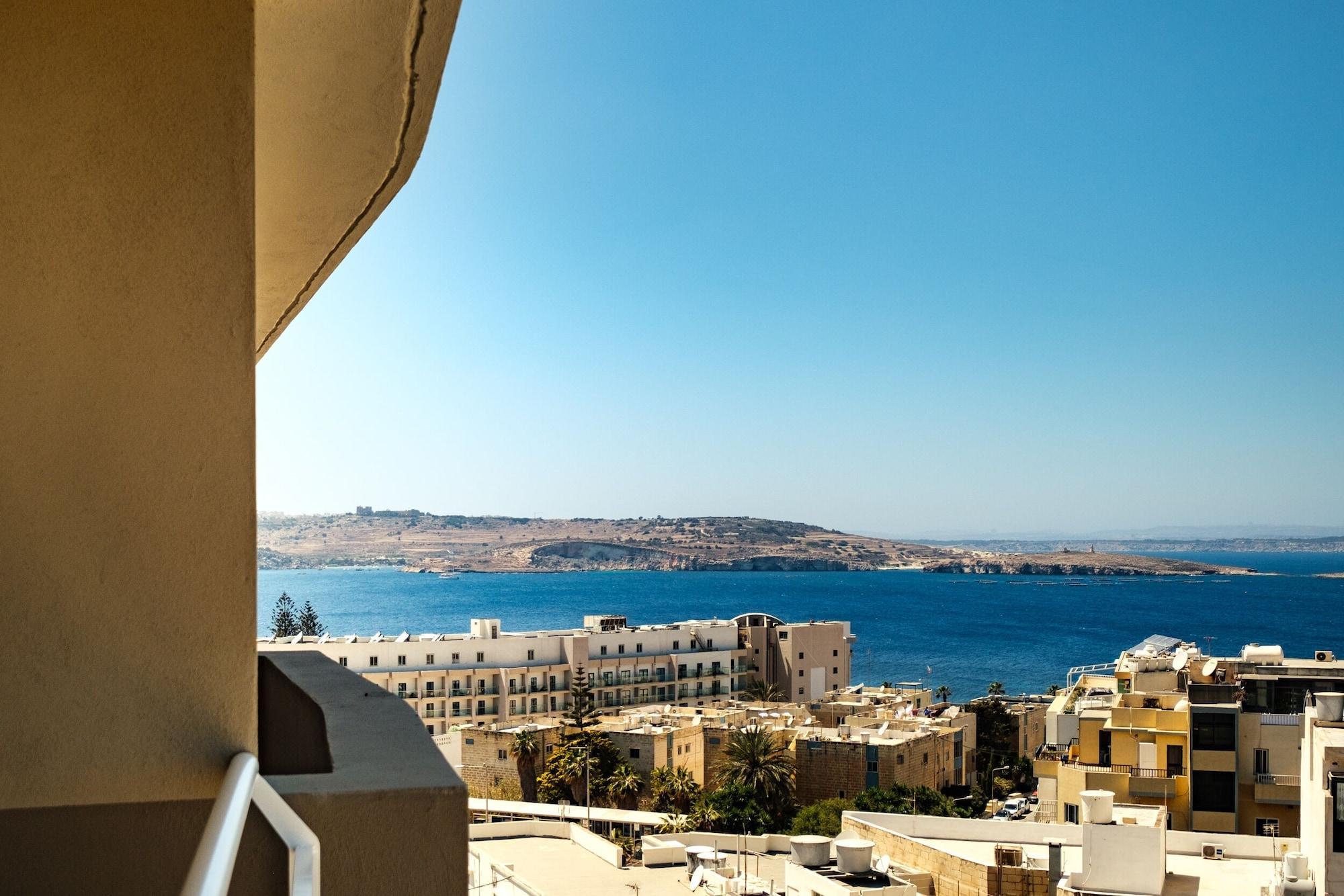 Mayflower Hotel Malta Сент-Полс-Бей Экстерьер фото